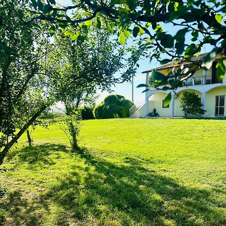 Az. Agricola Lo Schiucciolo Apartment